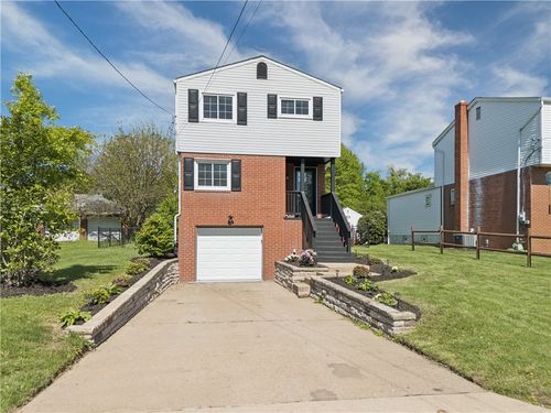 142 Saniel, West Mifflin, PA, 15122 | Card Image