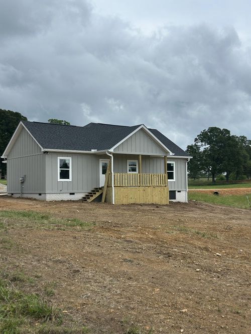 1106 Baker Ln, Lawrenceburg, TN, 38464 | Card Image