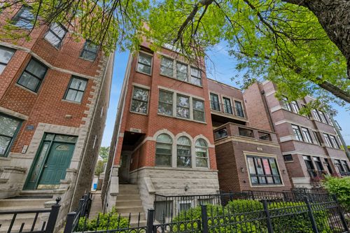 2-3336 N Damen Ave, Chicago, IL, 60618-6215 | Card Image