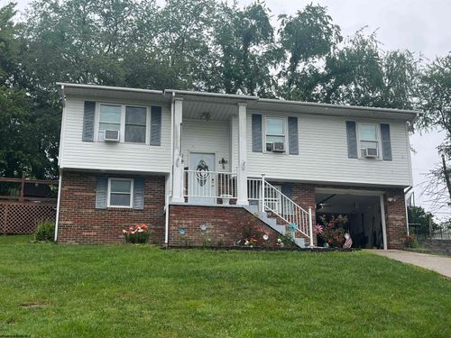 127 Hillside Dr, Buckhannon, WV, 26201-3483 | Card Image
