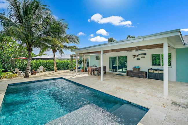 356 Mars Ave, House other with 3 bedrooms, 3 bathrooms and null parking in Tequesta FL | Image 6