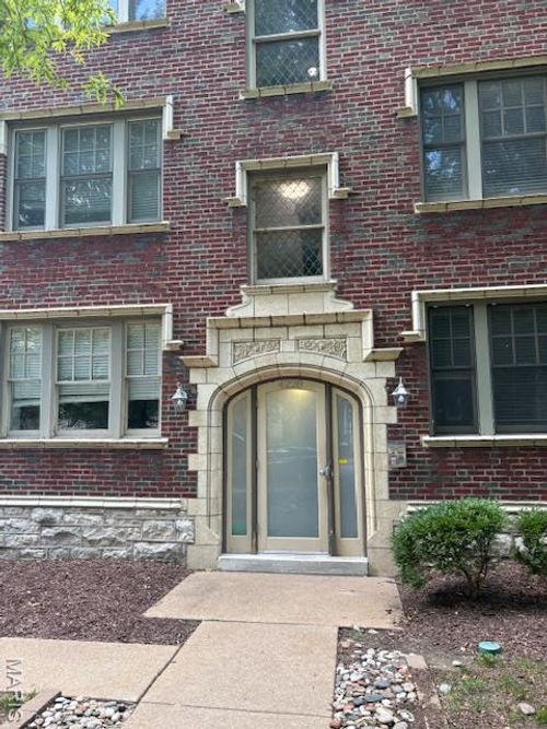apt-312-4228 Mcpherson Ave, Saint Louis, MO, 63108-2963 | Card Image