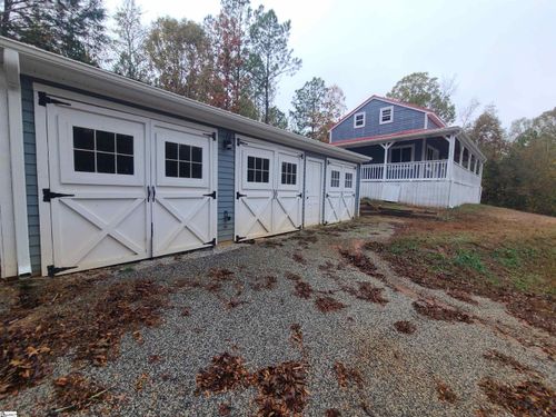 207 Zig Zag Road, Cross Hill, SC, 29332 | Card Image