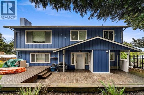 798 Cecil Blogg Dr, Victoria, BC, V9B5N7 | Card Image