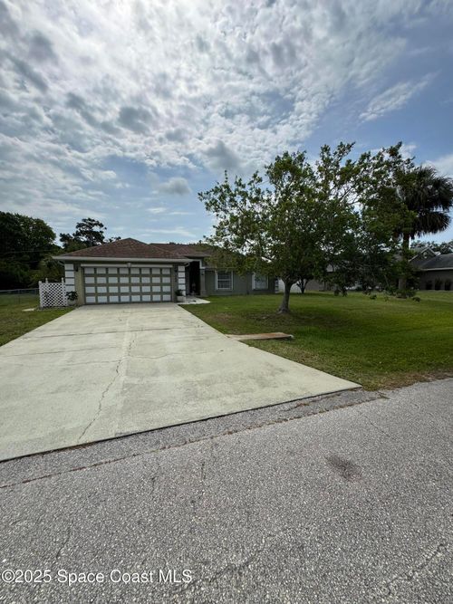157 Lehigh Ave Se, Palm Bay, FL, 32909-3722 | Card Image
