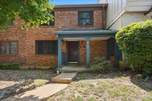 2344 Hidden Meadow Ln, Ballwin, MO, 63021-5839 | Card Image