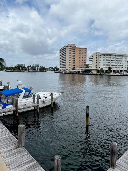 apt-17h-1865 S Ocean Dr, Hallandale Beach, FL, 33009-7651 | Card Image