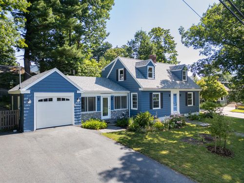 111 Elizabeth Rd, Portland, ME, 04102-2547 | Card Image