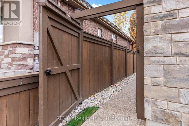 4 Tulip Tree Road, House other with 3 bedrooms, 3 bathrooms and 6 parking in Niagara-on-the-Lake (St. Davids) ON | Image 41