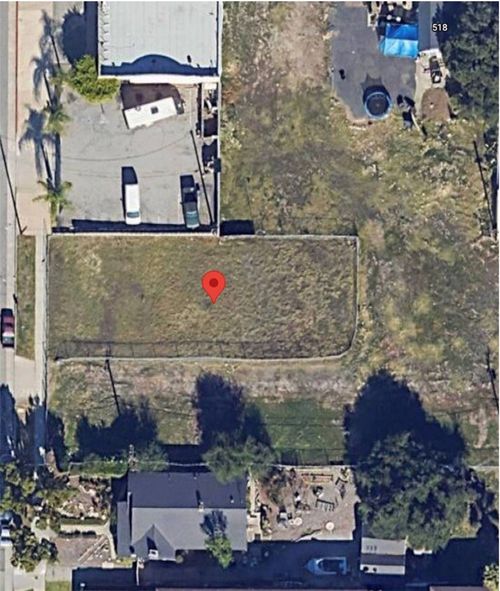 628 N Pasadena Ave, Azusa, CA, 91702-3053 | Card Image