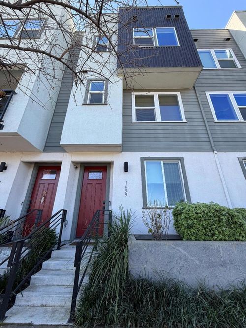 1659 18th St, Oakland, CA, 94607-1662 | Card Image