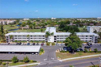 203 - 1747 Pebble Beach Drive, Condo with 2 bedrooms, 2 bathrooms and null parking in Fort Myers FL | Image 3