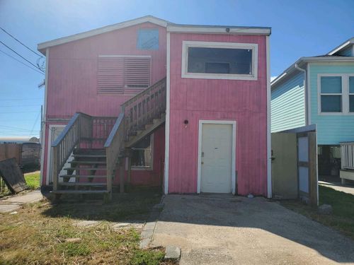 511 43rd St, Galveston, TX, 77550-1106 | Card Image