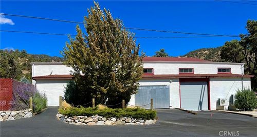 2803 Johnson Rd, Frazier Park, CA, 93225-8059 | Card Image