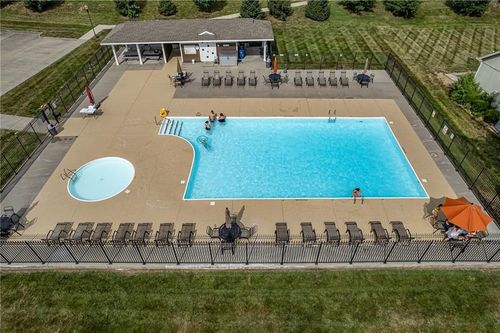 408 Lee Dr, Kearney, MO, 64060-7346 | Card Image