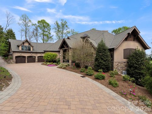 47 Ridge Pine Trl, Arden, NC, 28704-4608 | Card Image