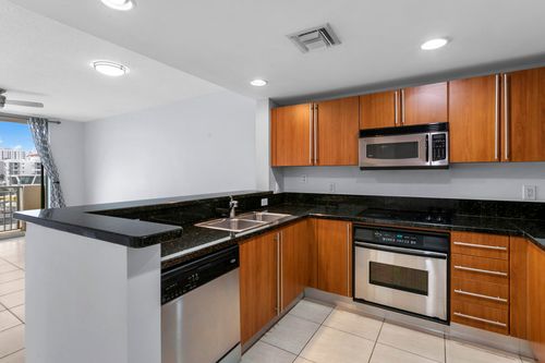 418-610 Clematis St, West Palm Beach, FL, 33401-5398 | Card Image