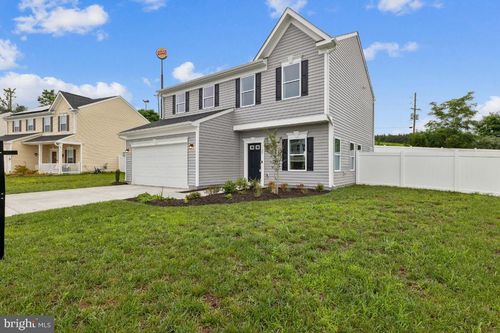 22 Signal Knob Cottage Dr, STRASBURG, VA, 22657-3799 | Card Image