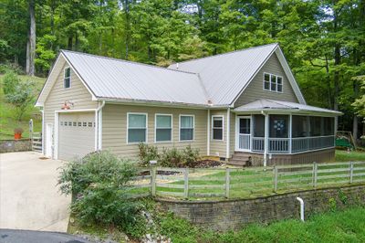 3156 Mount Union Rd, House other with 3 bedrooms, 3 bathrooms and 2 parking in Byrdstown TN | Image 3