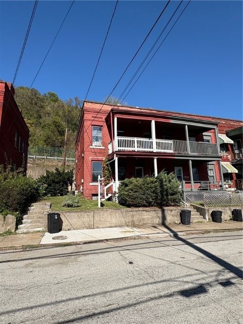 518 Middle Ave, Wilmerding, PA, 15148-1025 | Card Image