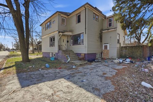 122 W 150th St, Harvey, IL, 60426-2074 | Card Image