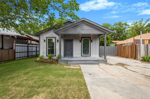 715 Ezekial Ave, Dallas, TX, 75217-5161 | Card Image