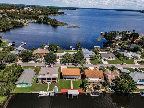 53 Freshwater Dr, Palm Harbor, FL, 34684-1106 | Card Image