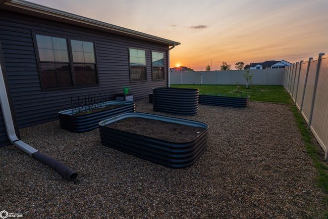 2018 Spaulding Ln, House other with 3 bedrooms, 2 bathrooms and null parking in Grinnell IA | Image 17