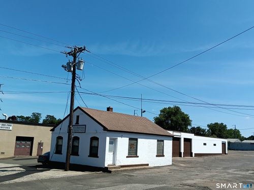 112 Porter St, Waterbury, CT, 06708-3824 | Card Image