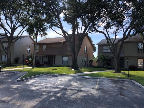 803 Sandtree Dr, Palm Beach Gardens, FL, 33403-1515 | Card Image