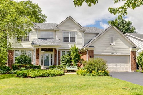 18421 W Meander Dr, Grayslake, IL, 60030-4002 | Card Image