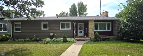 359 3rd St Nw, Valley City, ND, 58072-2917 | Card Image