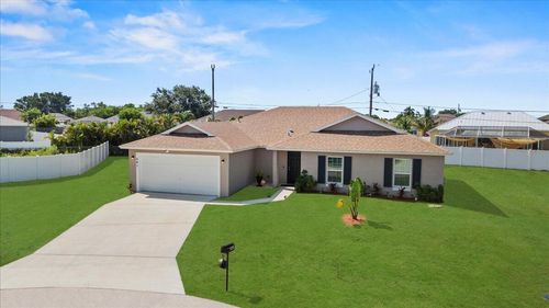 541 Sw Nadell Ct, Port St. Lucie, FL, 34953-8330 | Card Image