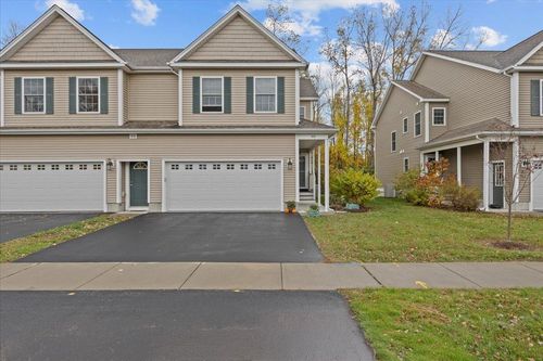 60 Brooke Ln, Colchester, VT, 05446-4200 | Card Image