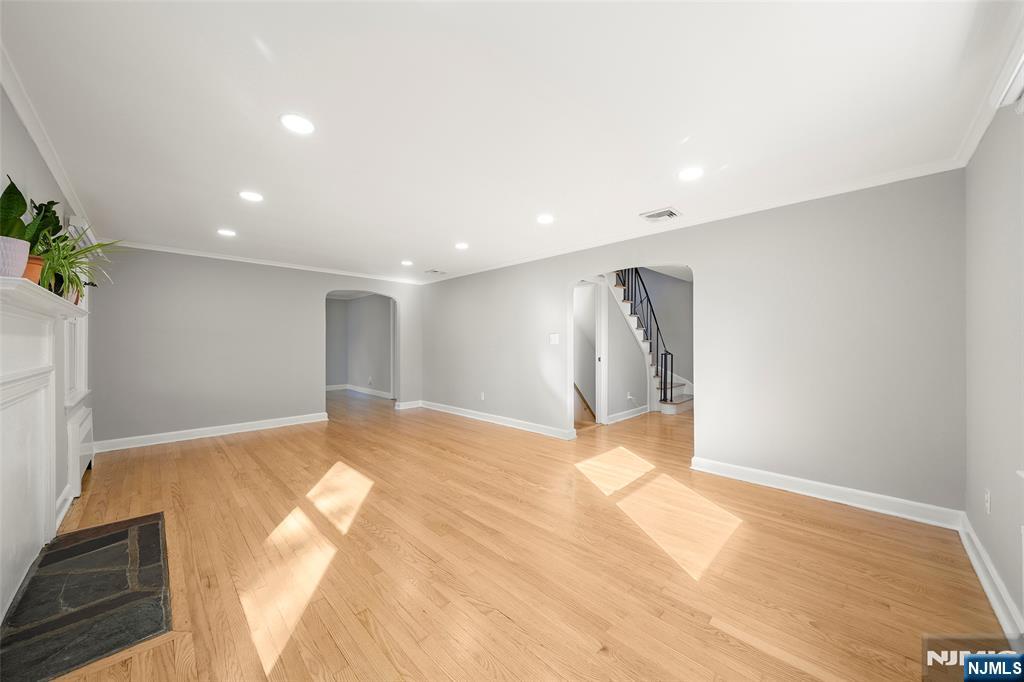 Residential in Livingston 4
