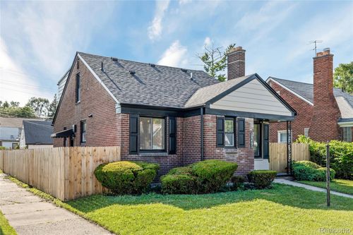 18401 Hubbell St, Detroit, MI, 48235-2753 | Card Image