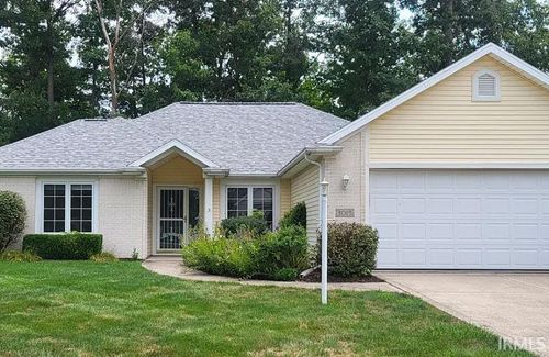 3015 Hedgerow Pass, Fort Wayne, IN, 46804-7854 | Card Image