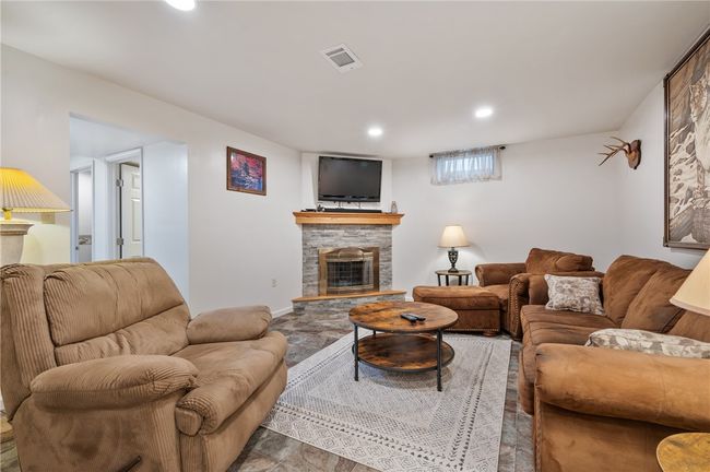 964 Union Ave, House other with 3 bedrooms, 3 bathrooms and 2 parking in Brackenridge PA | Image 19
