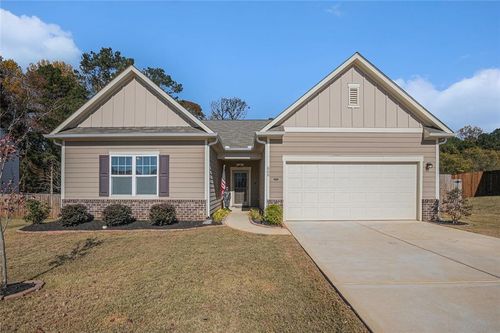 609 Bentwater Way, Hoschton, GA, 30548-2369 | Card Image