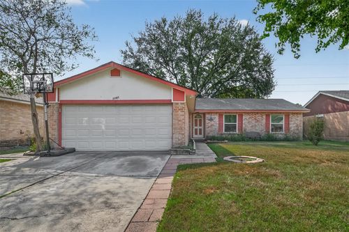 7727 Westbank Ave, Houston, TX, 77064-8233 | Card Image