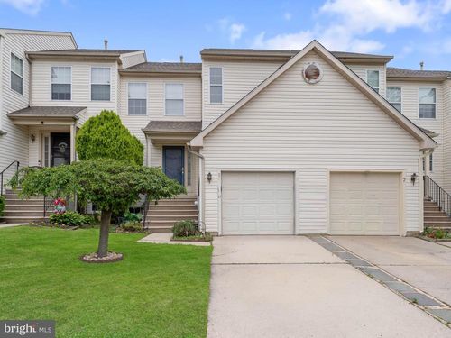 5 Larkspur Ct, Delran, NJ, 08075-2816 | Card Image