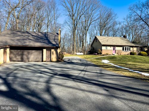 735 Yellow Hill Road, NARVON, PA, 17555 | Card Image