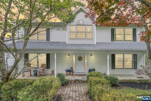 167 Buffalo Hollow Rd, Glen Gardner, NJ, 08826-6405 | Card Image