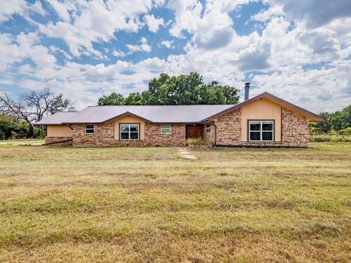 2415 Fm 2805, Talpa, TX, 76882-5717 | Card Image