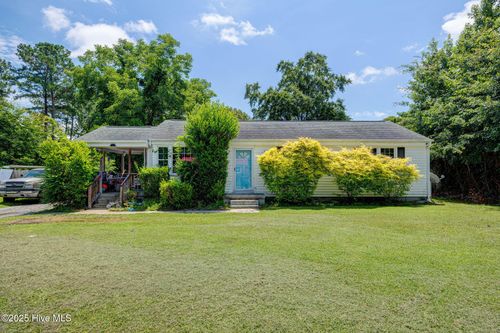 602 Seminole Trl, Jacksonville, NC, 28540-4439 | Card Image
