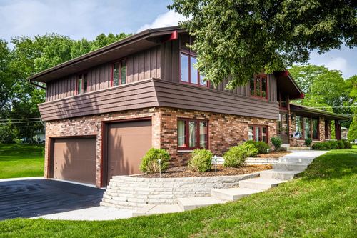 17765 Alta Louise Parkway, Brookfield, WI, 53045 | Card Image