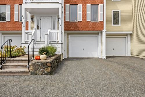 120-120 Abington Rd, Danvers, MA, 01923-4209 | Card Image