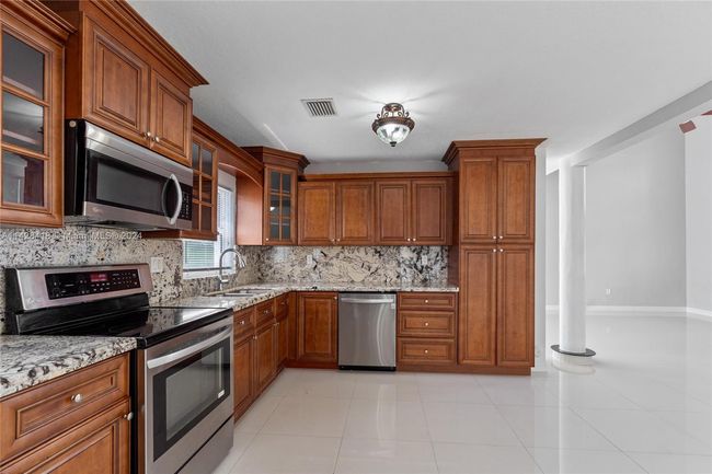 0 - 12948 Nw 10th St, House other with 3 bedrooms, 2 bathrooms and null parking in Miami FL | Image 11