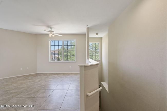 202 - 5693 Star Rush Dr, Condo with 2 bedrooms, 2 bathrooms and null parking in Melbourne FL | Image 5