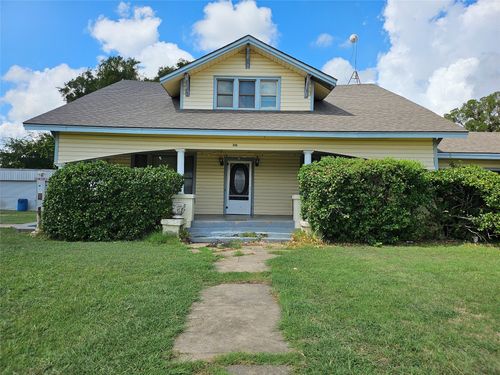306 S Cleveland, Meridian, TX, 76665-4733 | Card Image